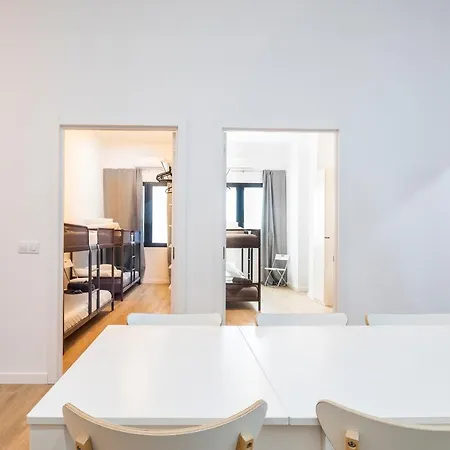 Apartment 10 Pax, Ac, Wifi Gratis, Ciudad Artes Y Ciencias Valencia