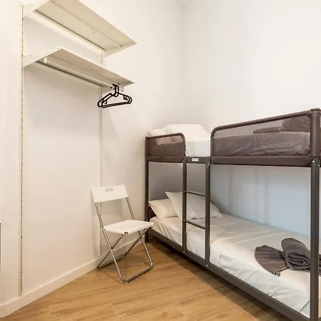 Apartment 10 Pax, Ac, Wifi Gratis, Ciudad Artes Y Ciencias Valencia